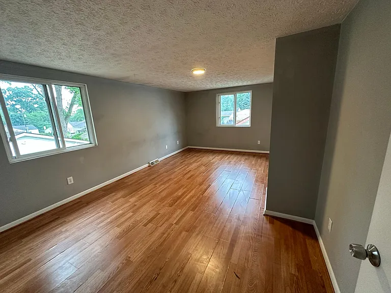 408 Wirth Ave — Photo 4