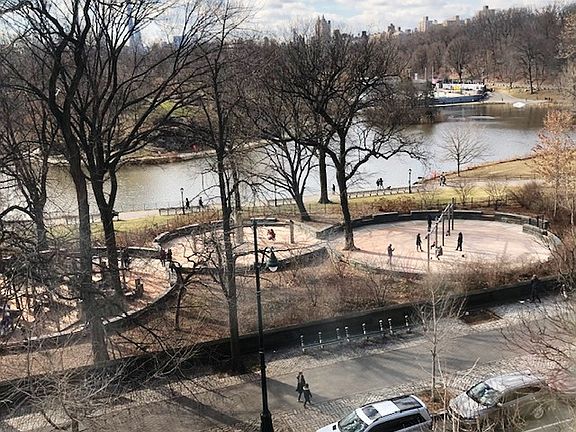 5th image of 45 Central Park N #5B