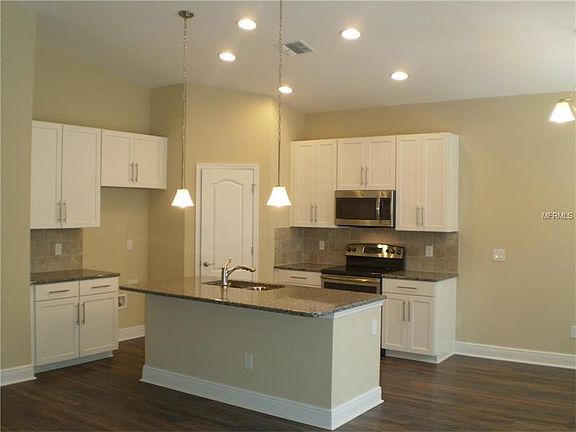 3rd image of 5031 Inshore Landing Dr