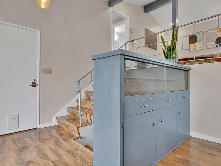5621 Morro Way — Photo 18