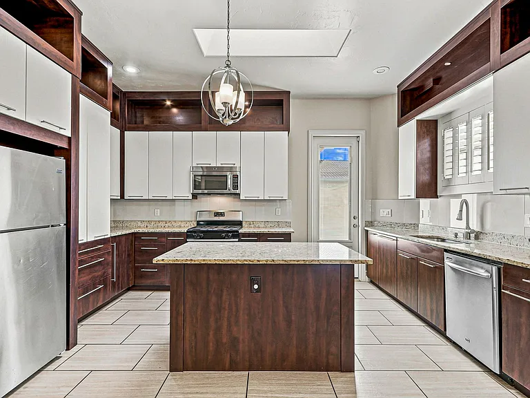 3203 Red Orchard Dr — Photo 8
