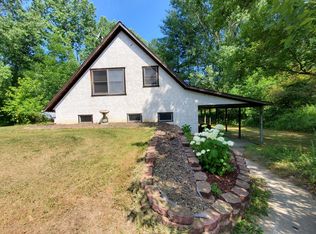 6275 Reeder Rd, Lyons, MI 48851