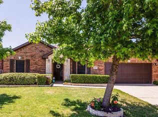 1005 Richmond Ln, Forney, TX 75126