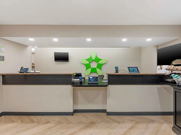 Lobby and Guest Check-in