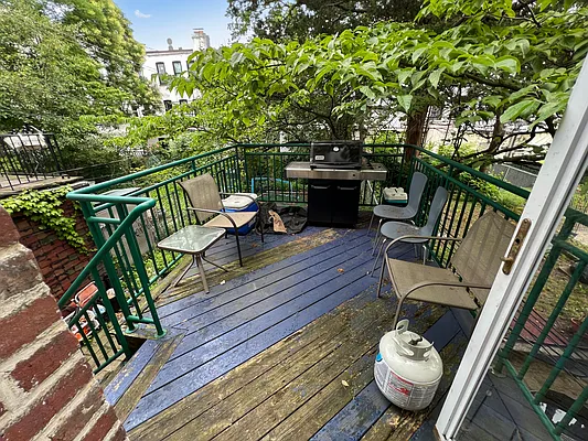 Rented by Compass | media 26