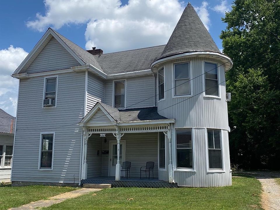 1st image of 144 N Walnut St