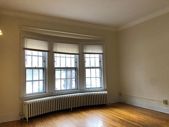 4th image of 249 Park Ave #1
