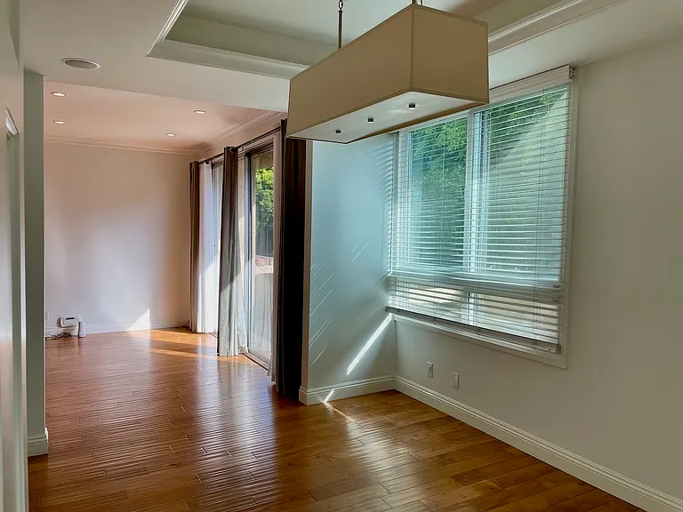 1509 Greenfield Ave #108 — Photo 10