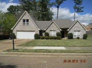 9400 Grove Rd, Cordova, TN 38016