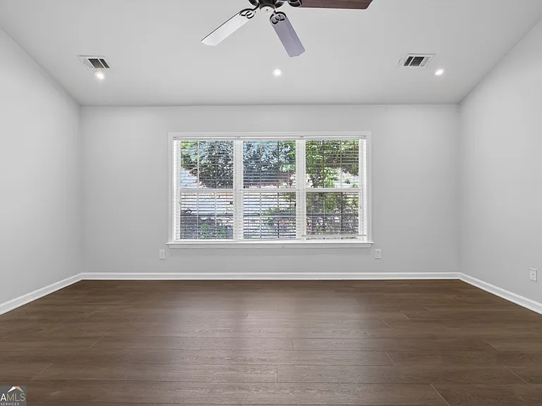 28 Stonehenge Ct — Photo 41