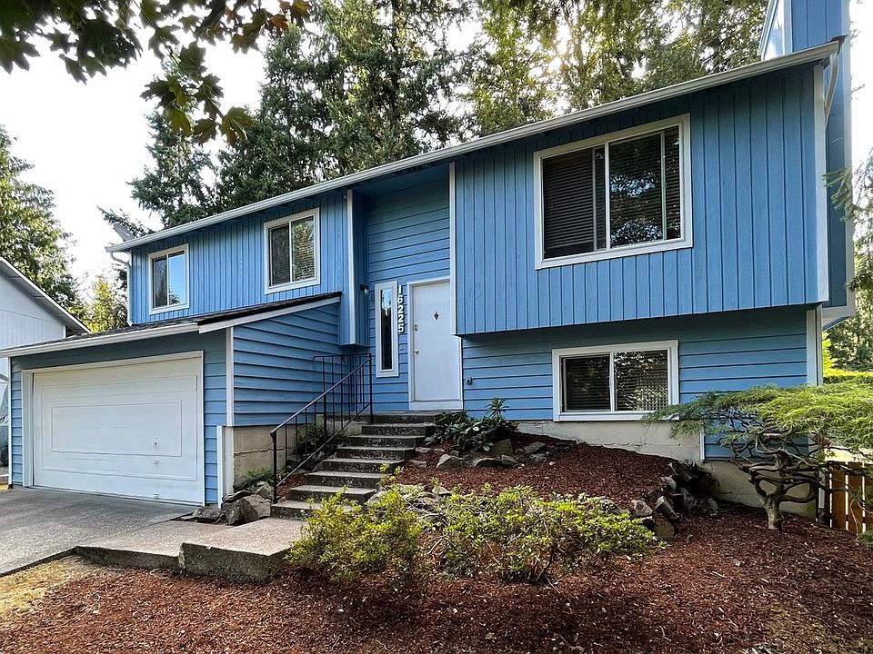 1st image of 16225 NE 107th Ct