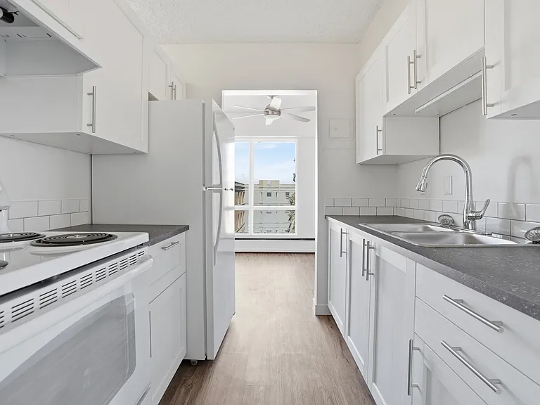 2301 Lorne St #503 — Photo 9