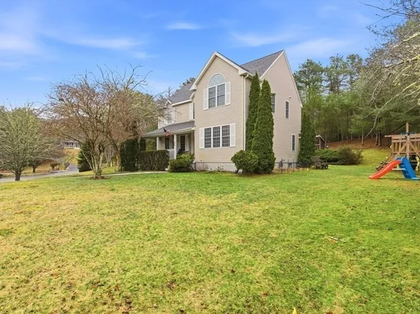 25 Noreast Ln, Plymouth, MA 02360