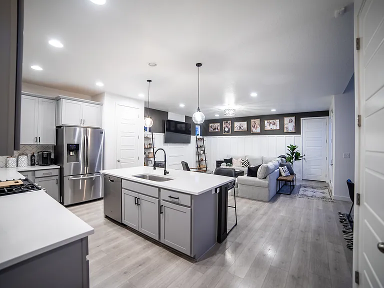 11361 S Abbey Mill Dr W — Photo 4