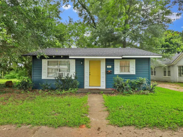 342 S Main St, Rusk, TX 75785