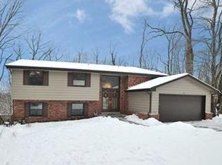 9300 Timber Trl, Pittsburgh, PA 15237