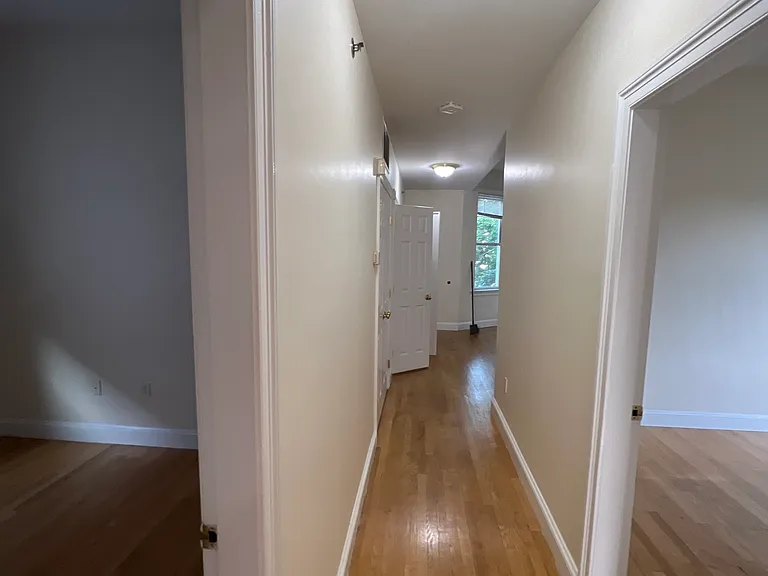 Gardner Ter — Photo 14