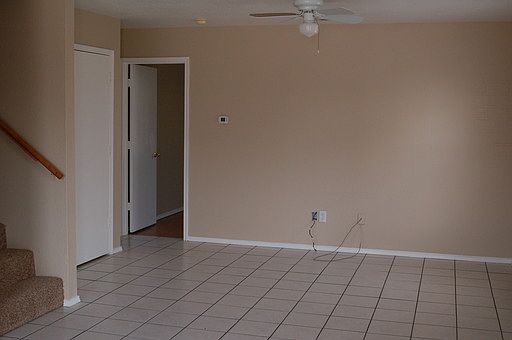 3rd image of 307 Kings Way Dr APT B