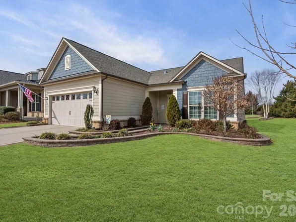 415 Harvest Valley Ln, Fort Mill, SC 29715