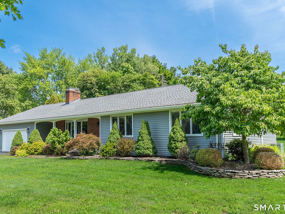 1st image of 11 Bradfield Drive