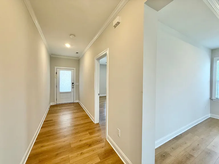 113 Hiddenite Pl — Photo 2
