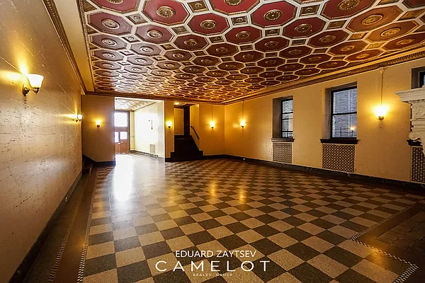 Rented by Camelot Realty Group | media 14