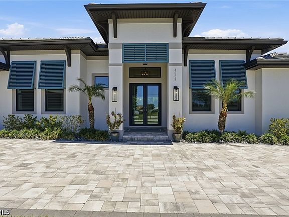 4th image of 4009 SW 25th Pl