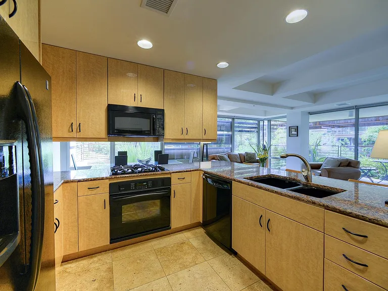 7141 E Rancho Vista Dr #4012 — Photo 5