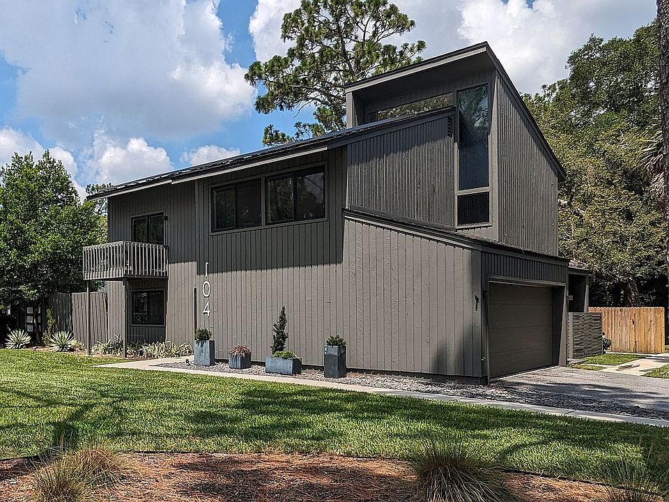 1st image of 104 Wild Fern Dr