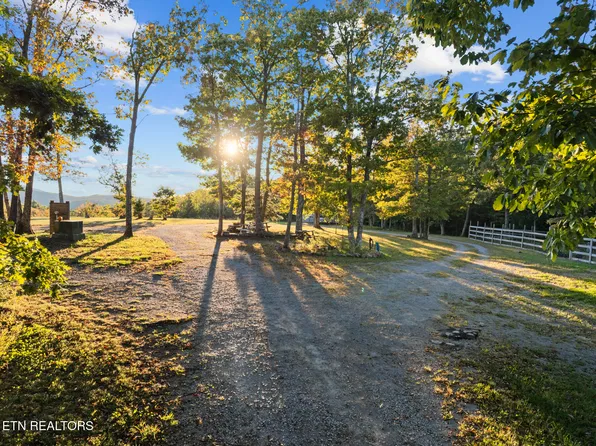 1478 Mawila Ridge Rd, Crossville, TN 38555