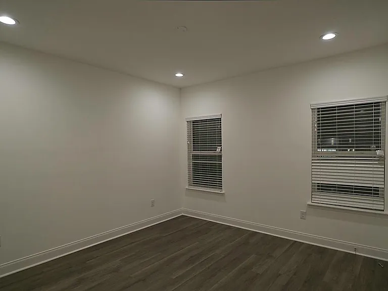 153 Tartan Ct — Photo 3