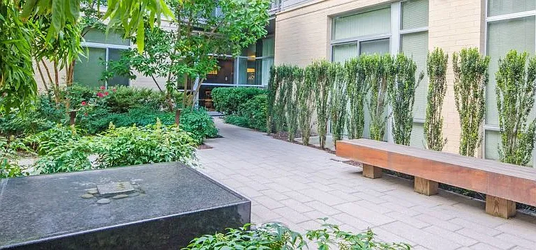 courtyard-The-Fitzgerald