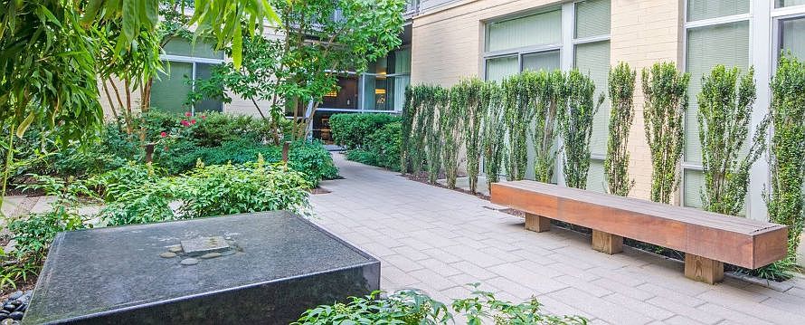 courtyard-The-Fitzgerald