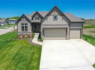 2790 SW 12th St, Lees Summit, MO 64081