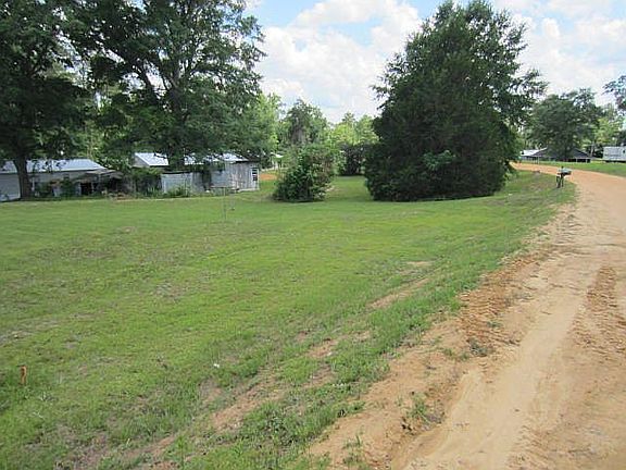 5th image of 1370 Sandy Creek Dr