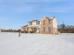 17812 Kelly Bird Dr, Lawrenceburg, IN 47025