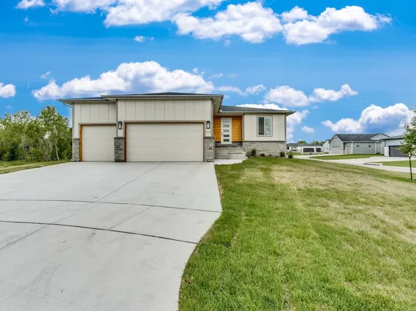 5939 N Saint Paul Ct, Wichita, KS 67204