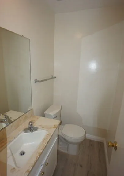 1418 S Bentley Ave #201 — Photo 23