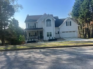 420 Georgian Hills Dr, Lawrenceville, GA 30045