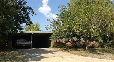 209 NW Mimosa