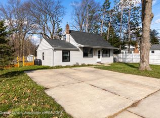 1130 Wolf Ct, East Lansing, MI 48823