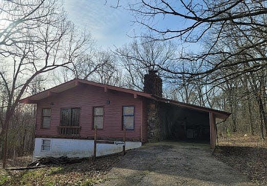 1st image of 18 Iuka Dr