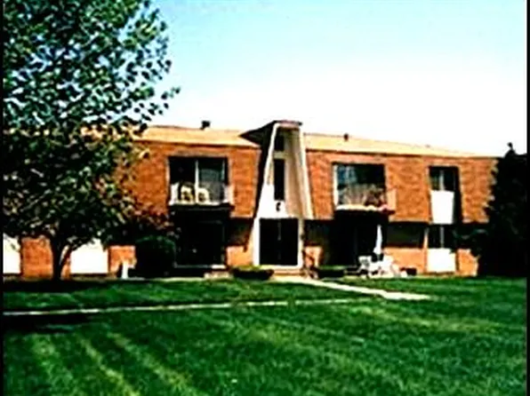 Arlington Manor Apartments