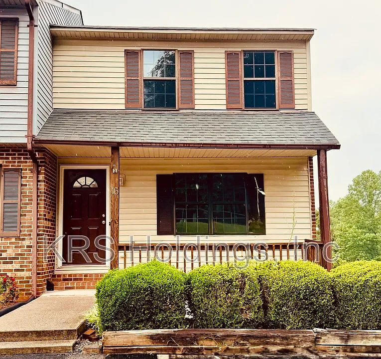 16 Nags Head Ct