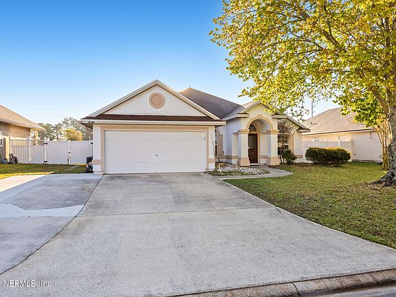 3rd image of 2457 BROOK PARK Way