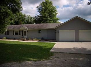 16350 SE State Rte E, Gower, MO 64439