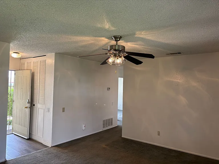 7874 Golden Field Way — Photo 4