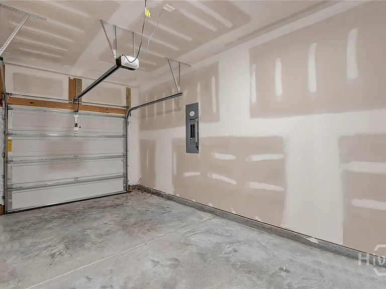 148 Benelli Dr — Photo 31