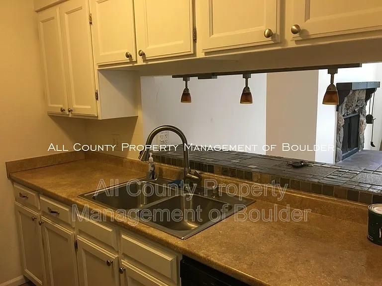 6525 Kalua Rd #101 — Photo 5