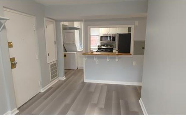 608 Eastern Ave NE APT 101